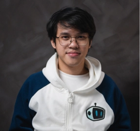 Rey Tome formal photo